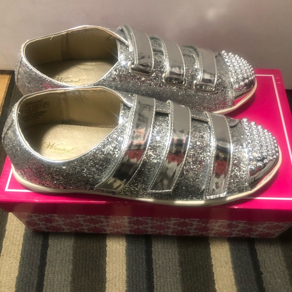 Silver sparkle sneakers - Picture 5 of 7